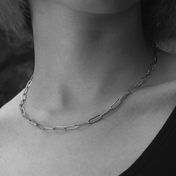 PALERMO Essential Silver Chain Link Paper-Clip Necklace - Picture 2 of 8